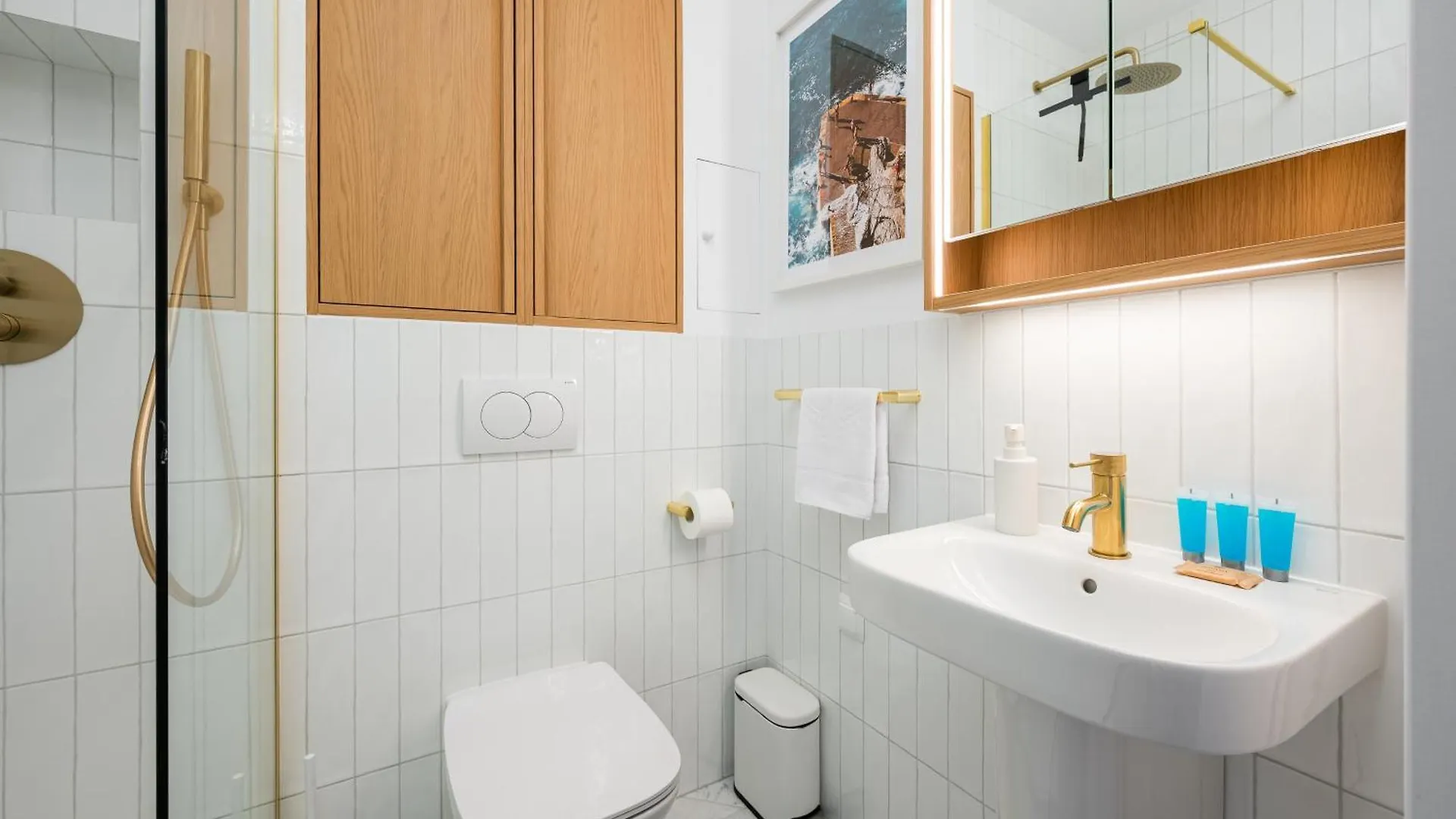 Plac Zbawiciela City Glow Apartment Warsaw Poland